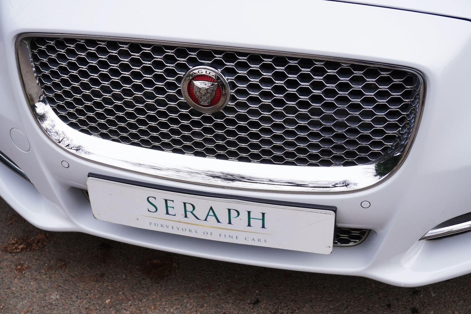 Used Jaguar XJ 2016 for sale - 76702396: Photo 77