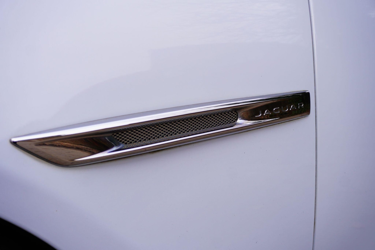 Used Jaguar XJ 2016 for sale - 76702396: Photo 78