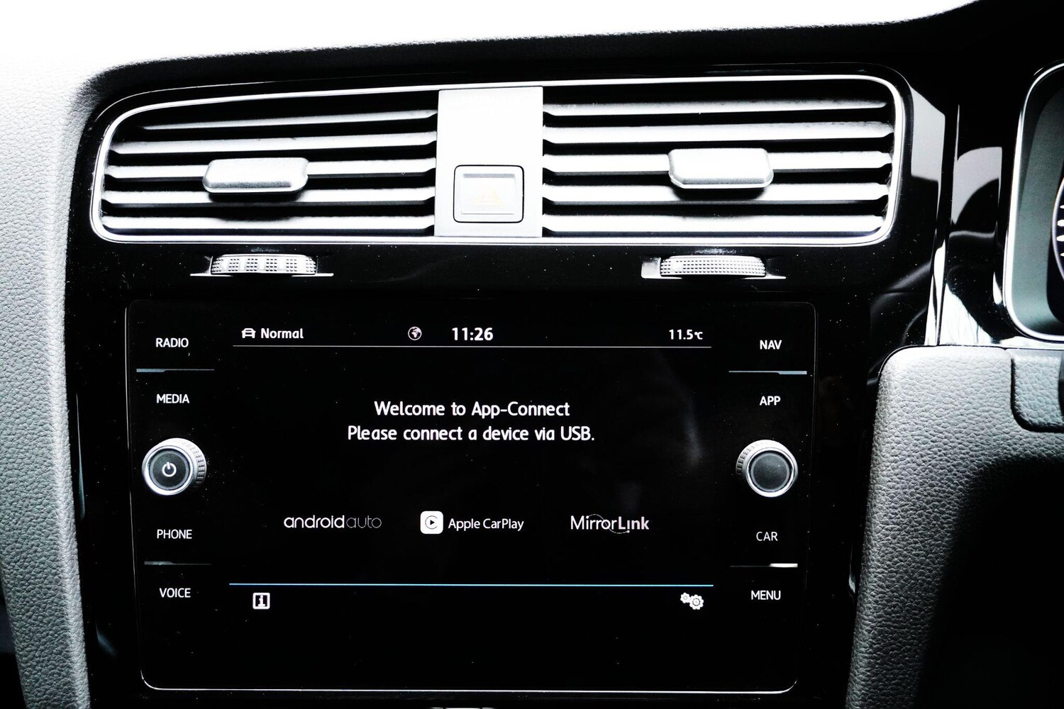 Used Volkswagen Golf 2017 for sale - 76337050: Photo 26