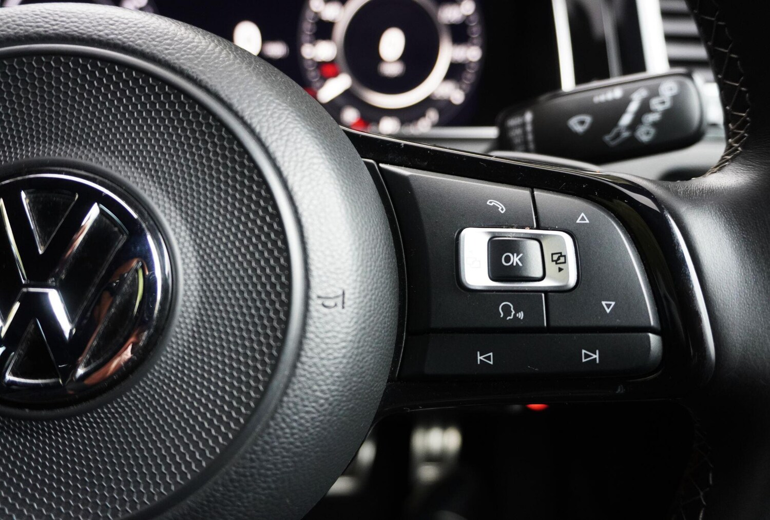 Used Volkswagen Golf 2017 for sale - 76337050: Photo 35