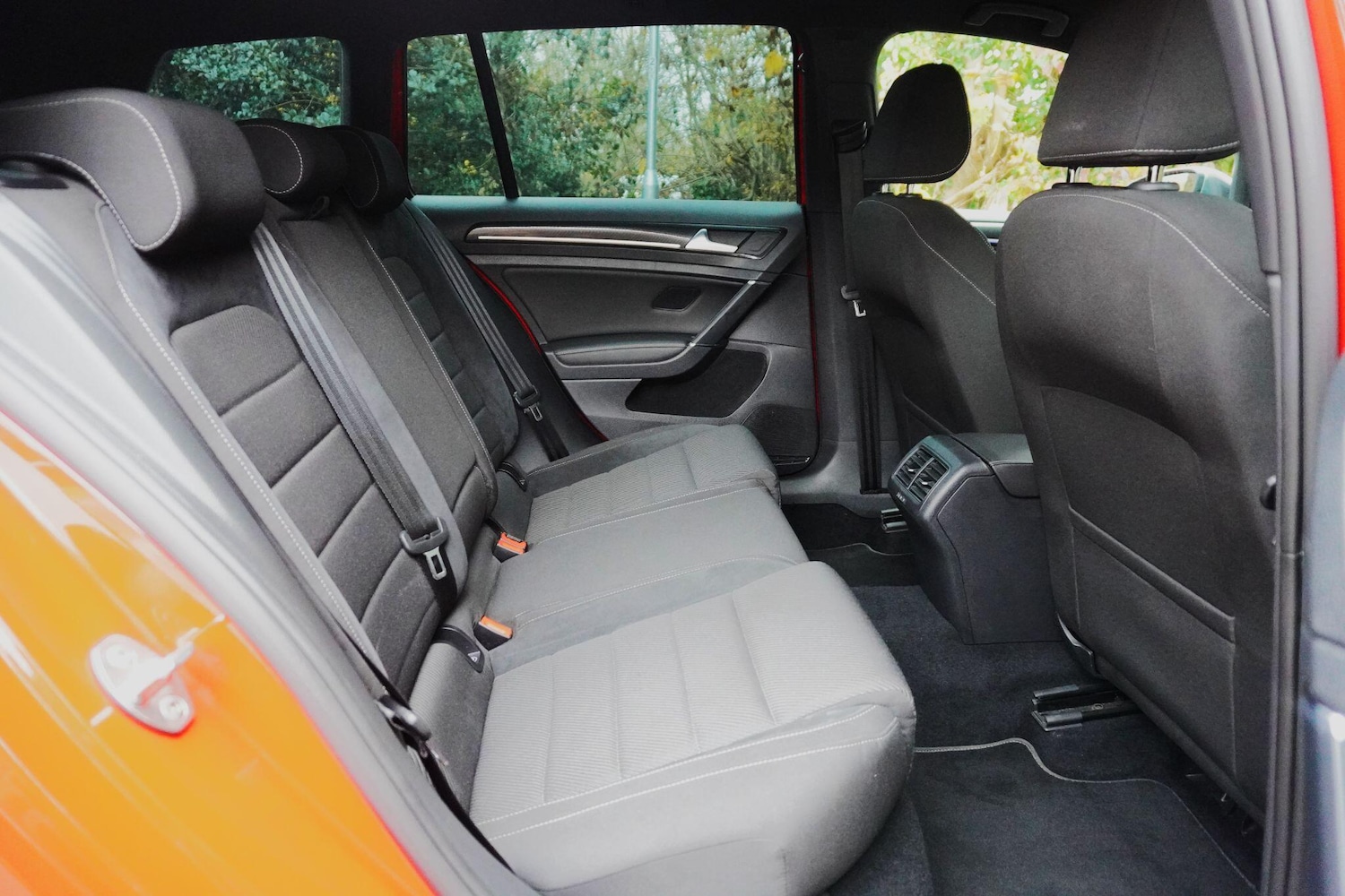 Used Volkswagen Golf 2017 for sale - 76337050: Photo 38