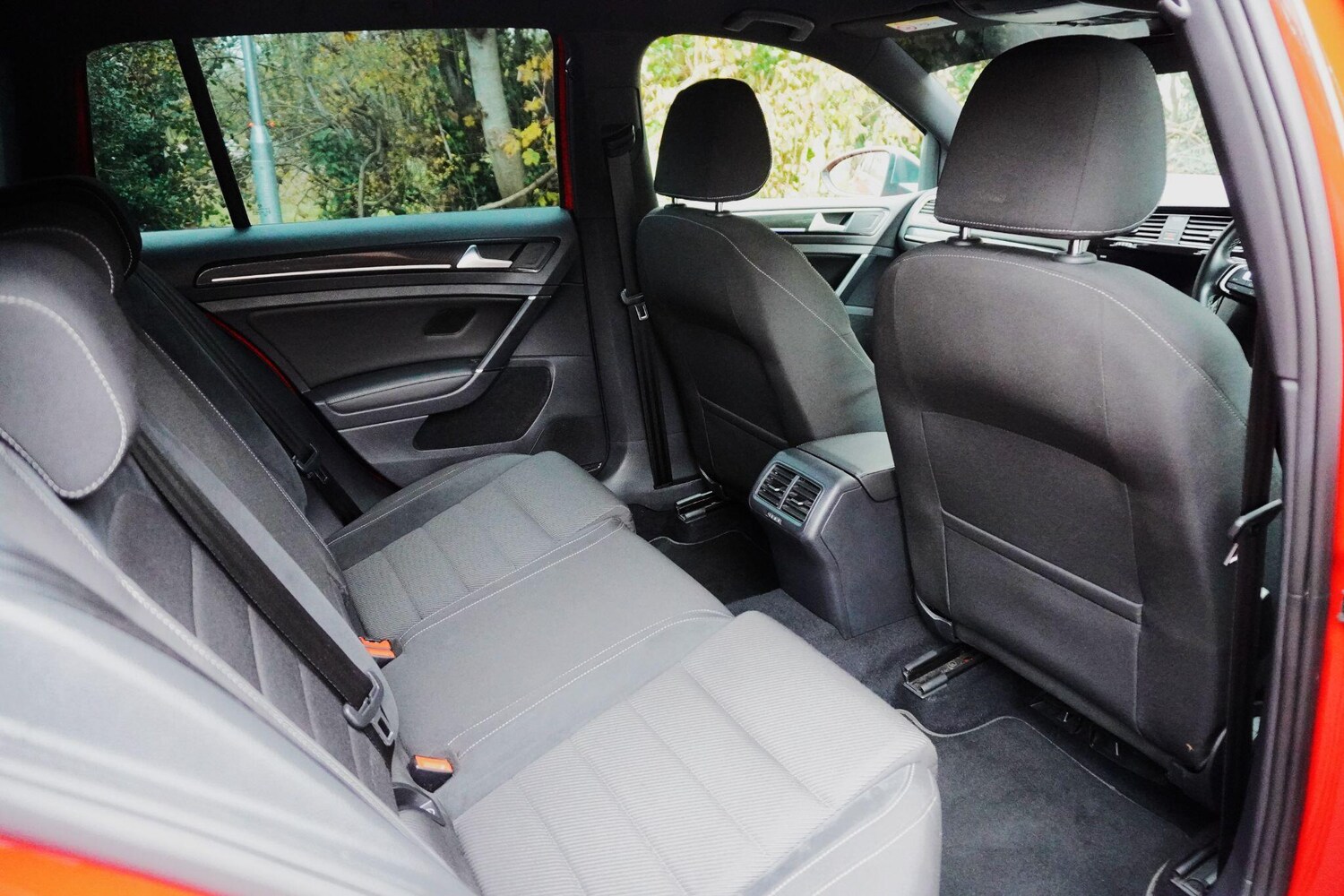 Used Volkswagen Golf 2017 for sale - 76337050: Photo 39