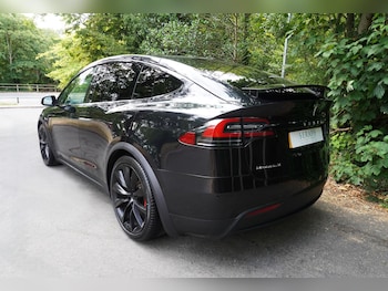Used Tesla Model X 2018 for sale - 79388258: Photo