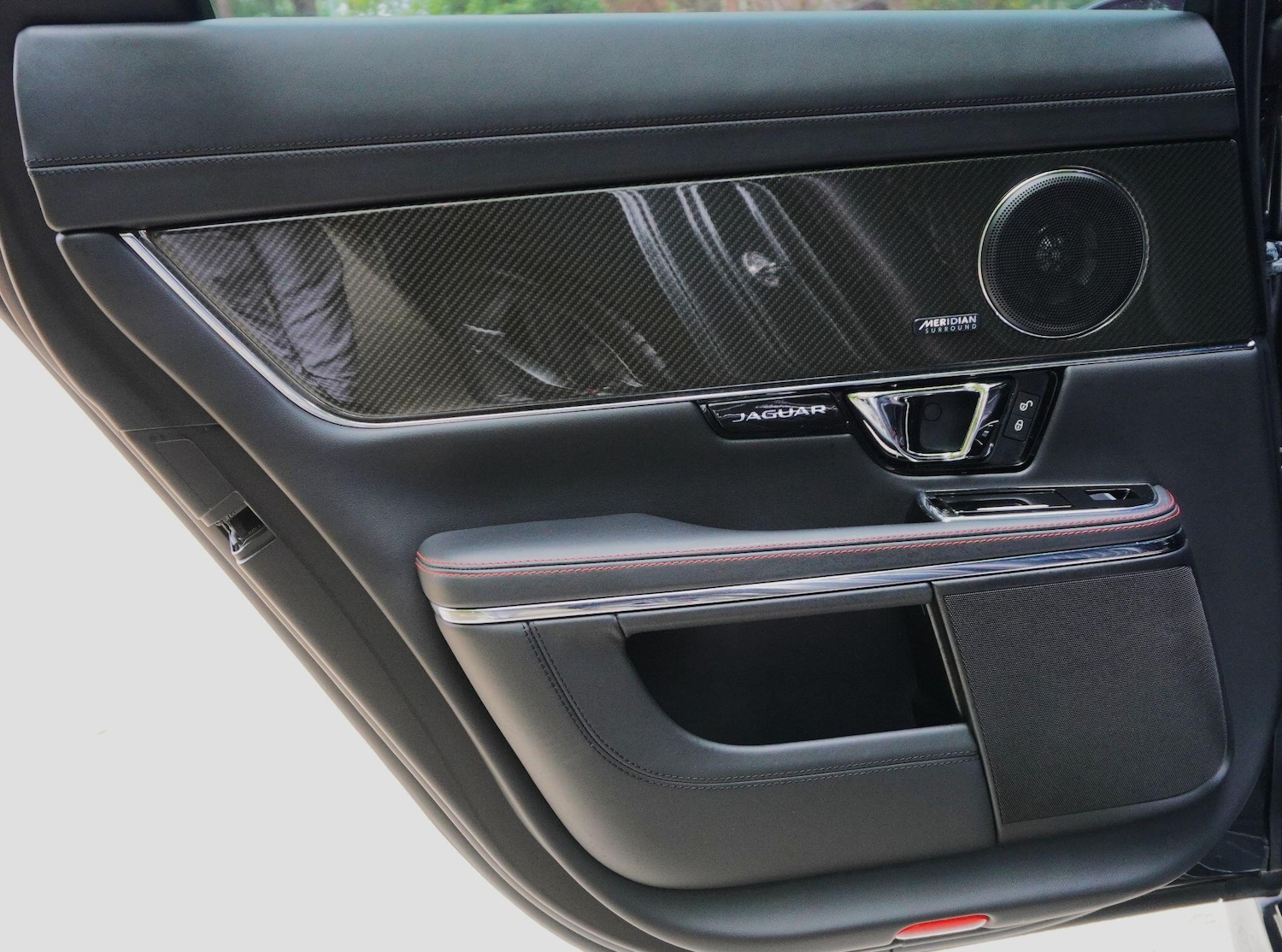 Used Jaguar XJ 2018 for sale - 77279304: Photo 63