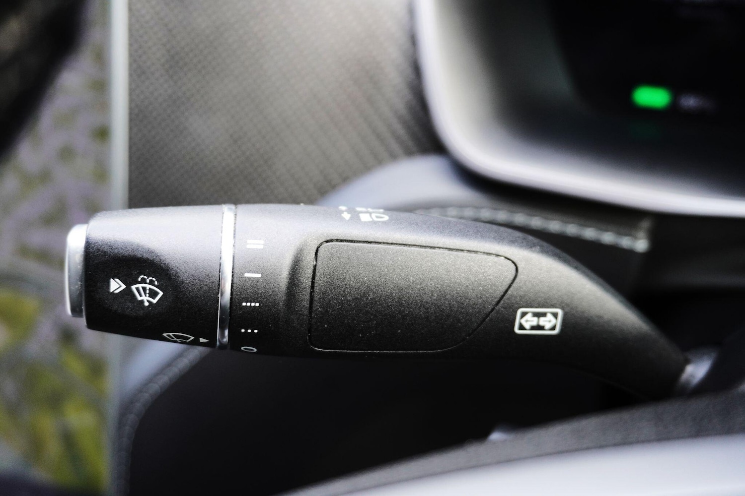 Used Tesla Model S 2018 for sale - 77098052: Photo 30