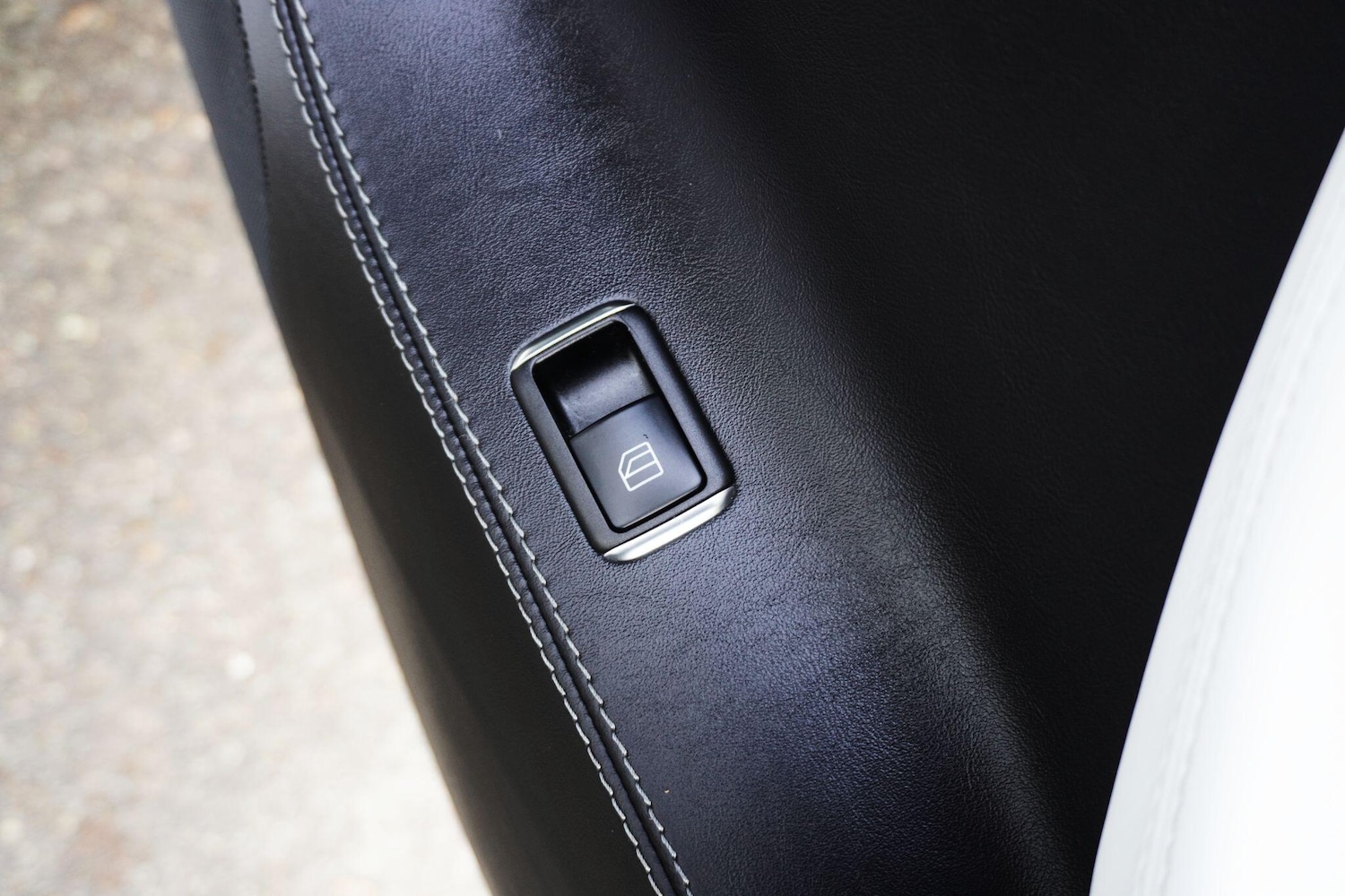 Used Tesla Model S 2018 for sale - 77098052: Photo 36