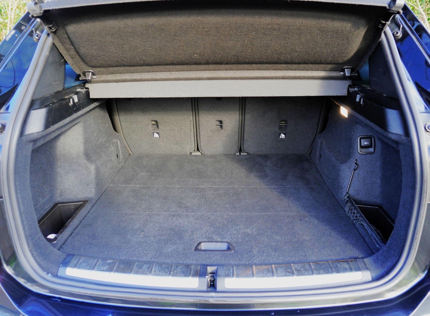 Vehicle 77