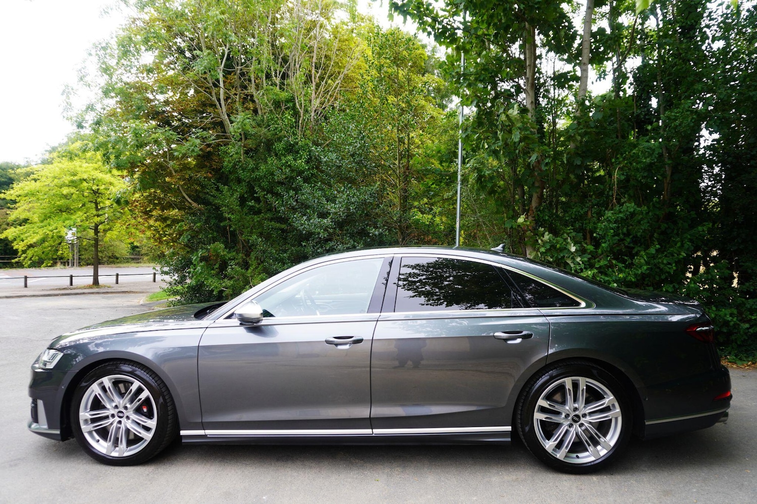 Used Audi A8 2020 for sale - 78063071: Photo 2