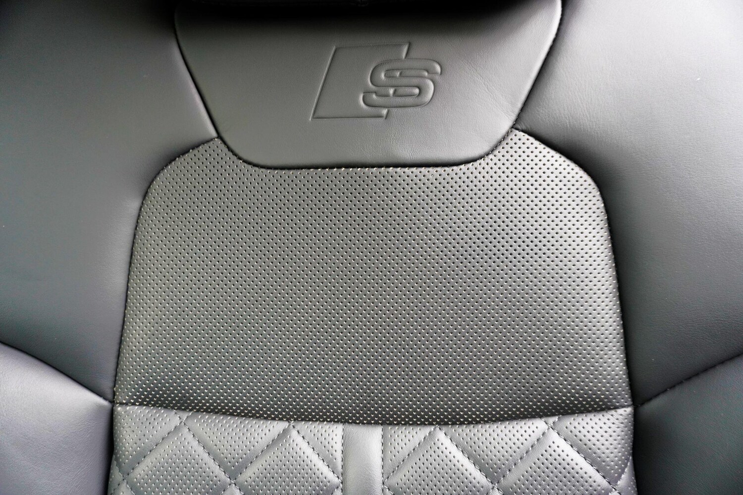 Used Audi A8 2020 for sale - 78063071: Photo 66