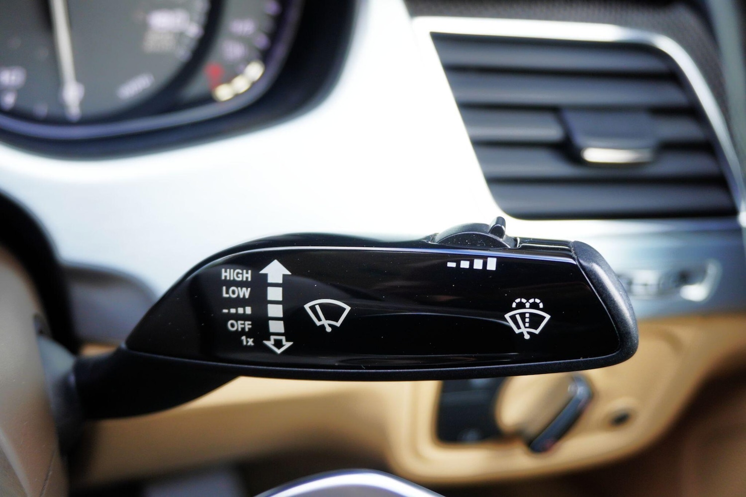 Used Audi A8 2015 for sale - 78062575: Photo 38