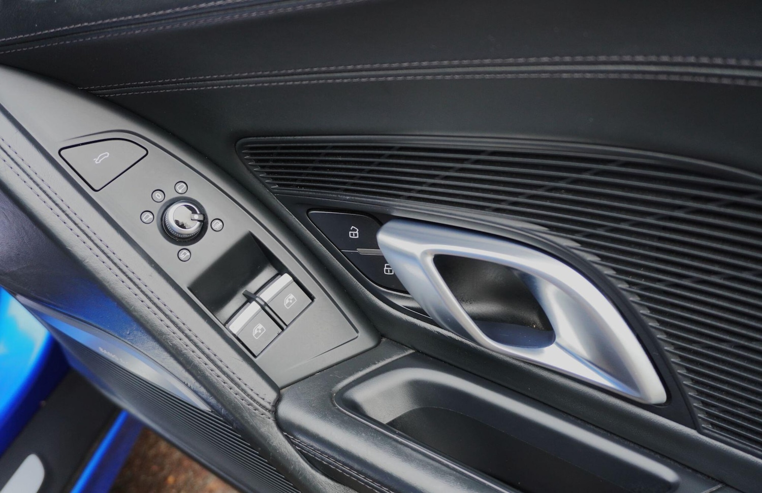 Used Audi R8 2017 for sale - 76975589: Photo 12