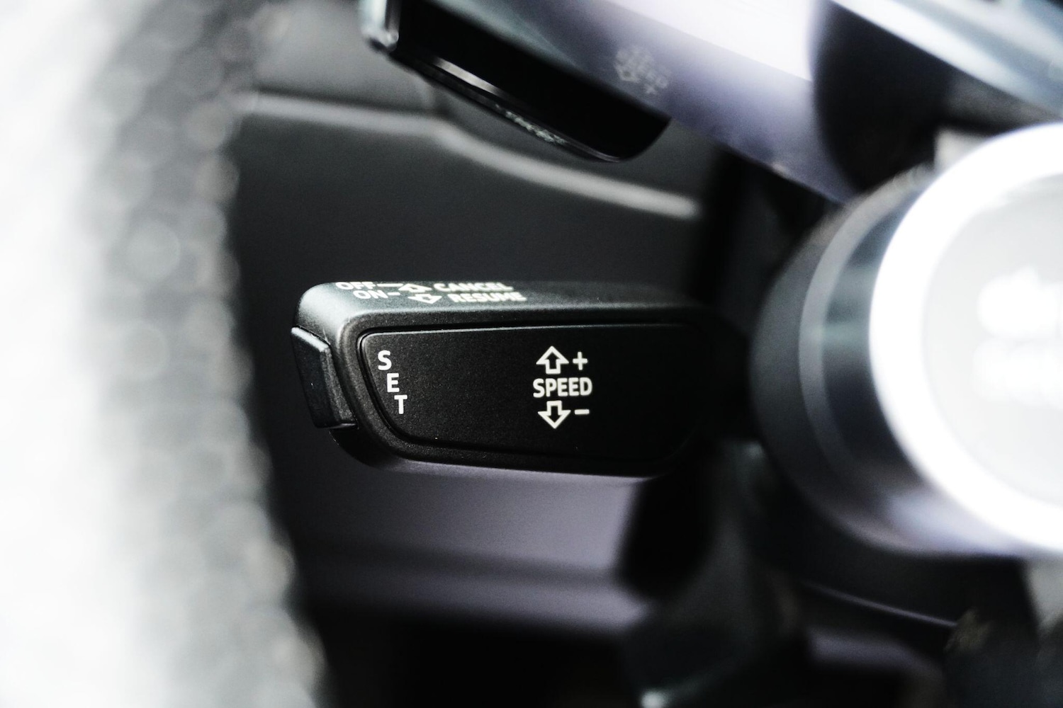 Used Audi R8 2017 for sale - 76975589: Photo 23