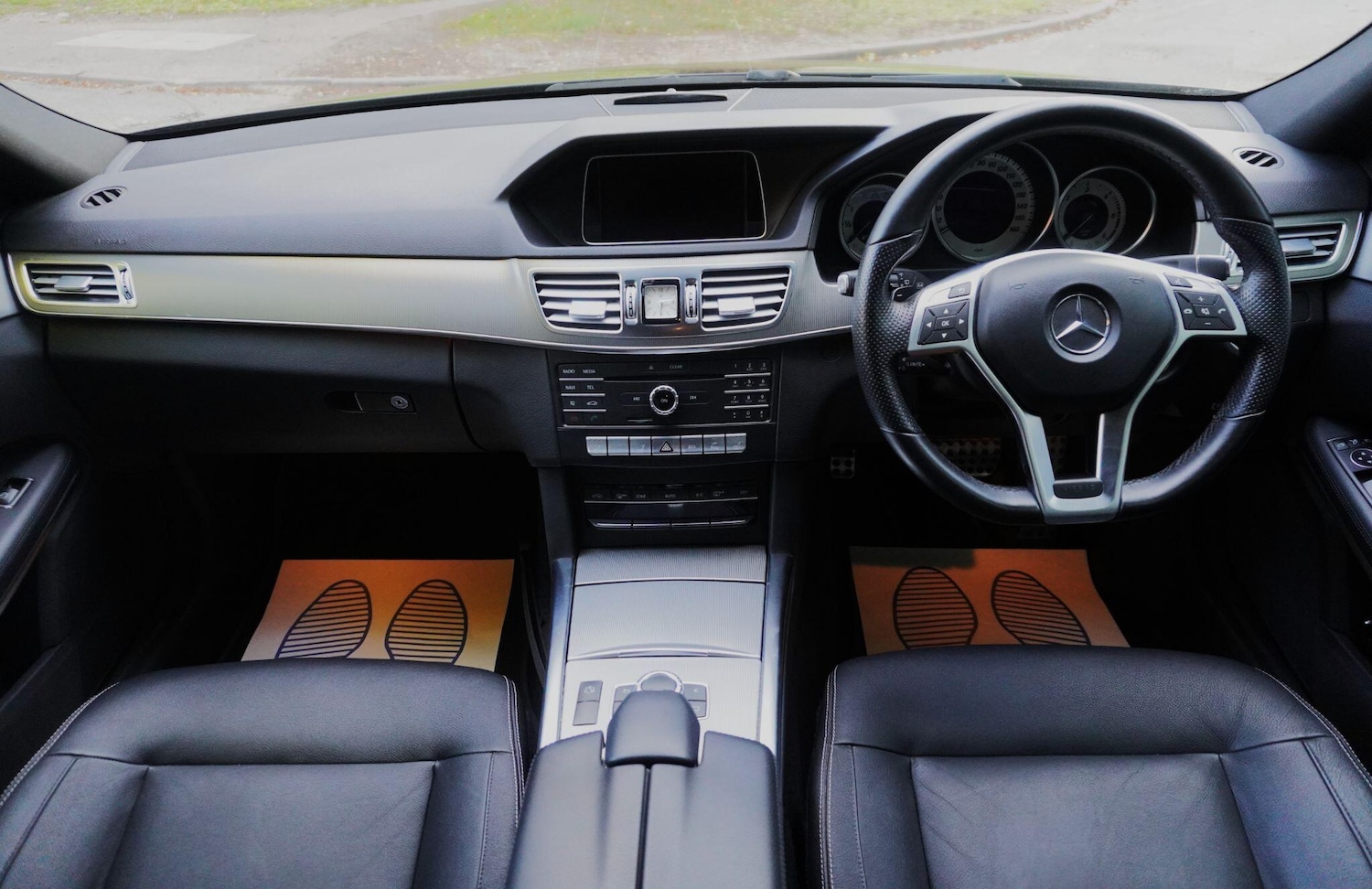 Used Mercedes-Benz E Class 2016 for sale - 76991541: Photo 20