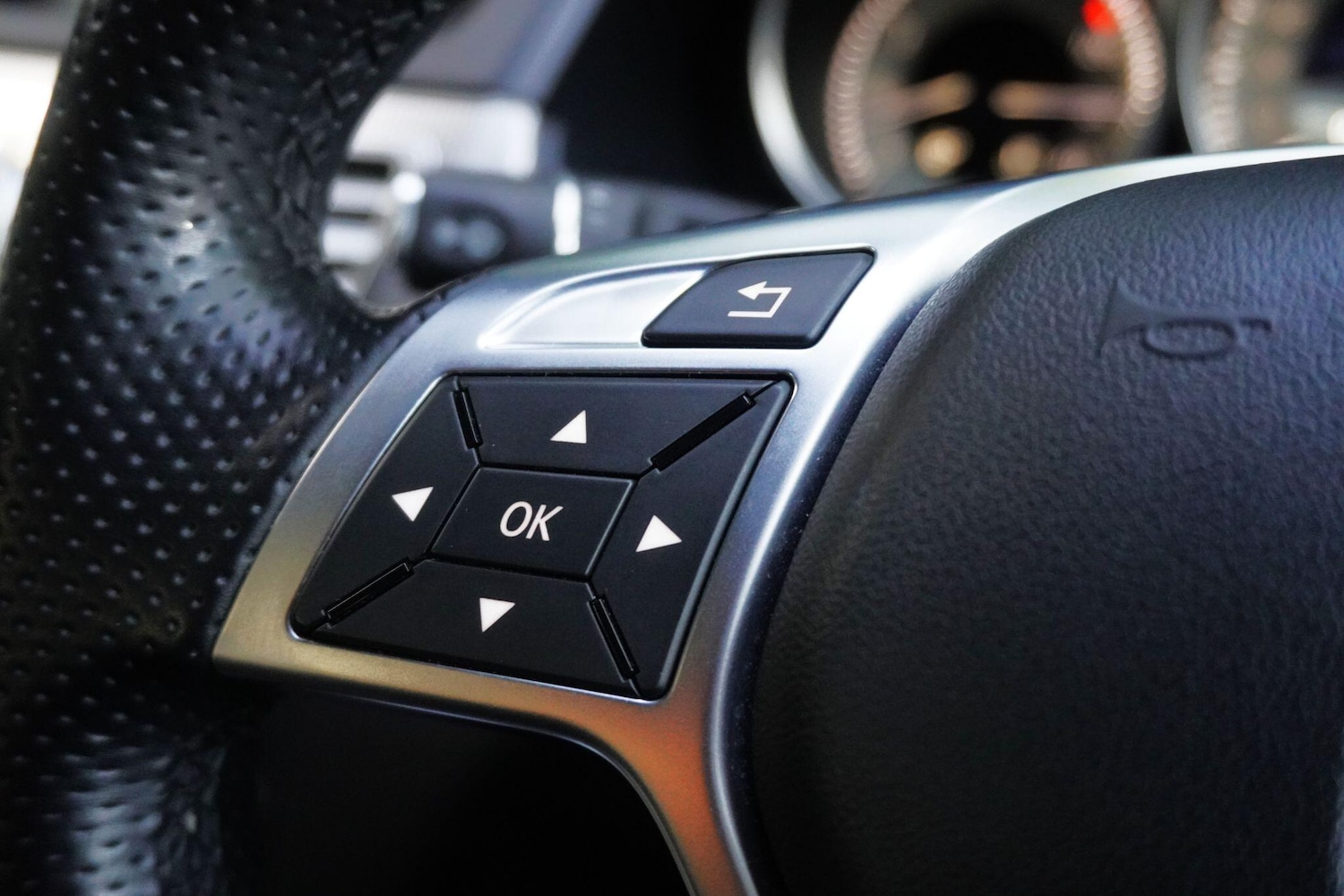 Used Mercedes-Benz E Class 2016 for sale - 76991541: Photo 33