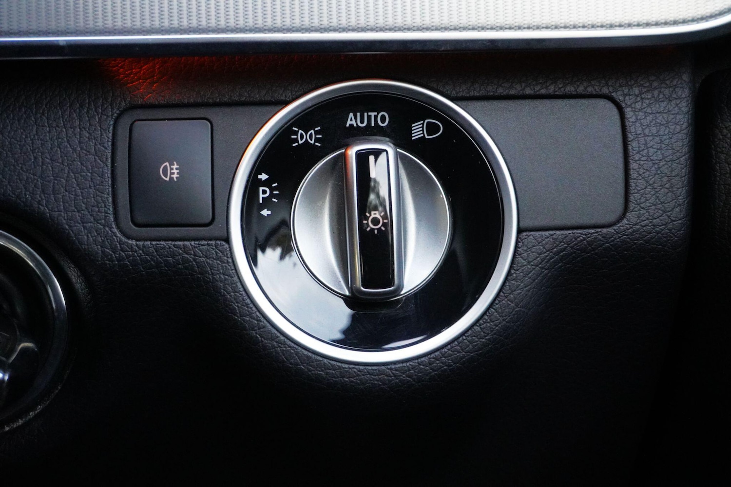 Used Mercedes-Benz E Class 2016 for sale - 76991541: Photo 37