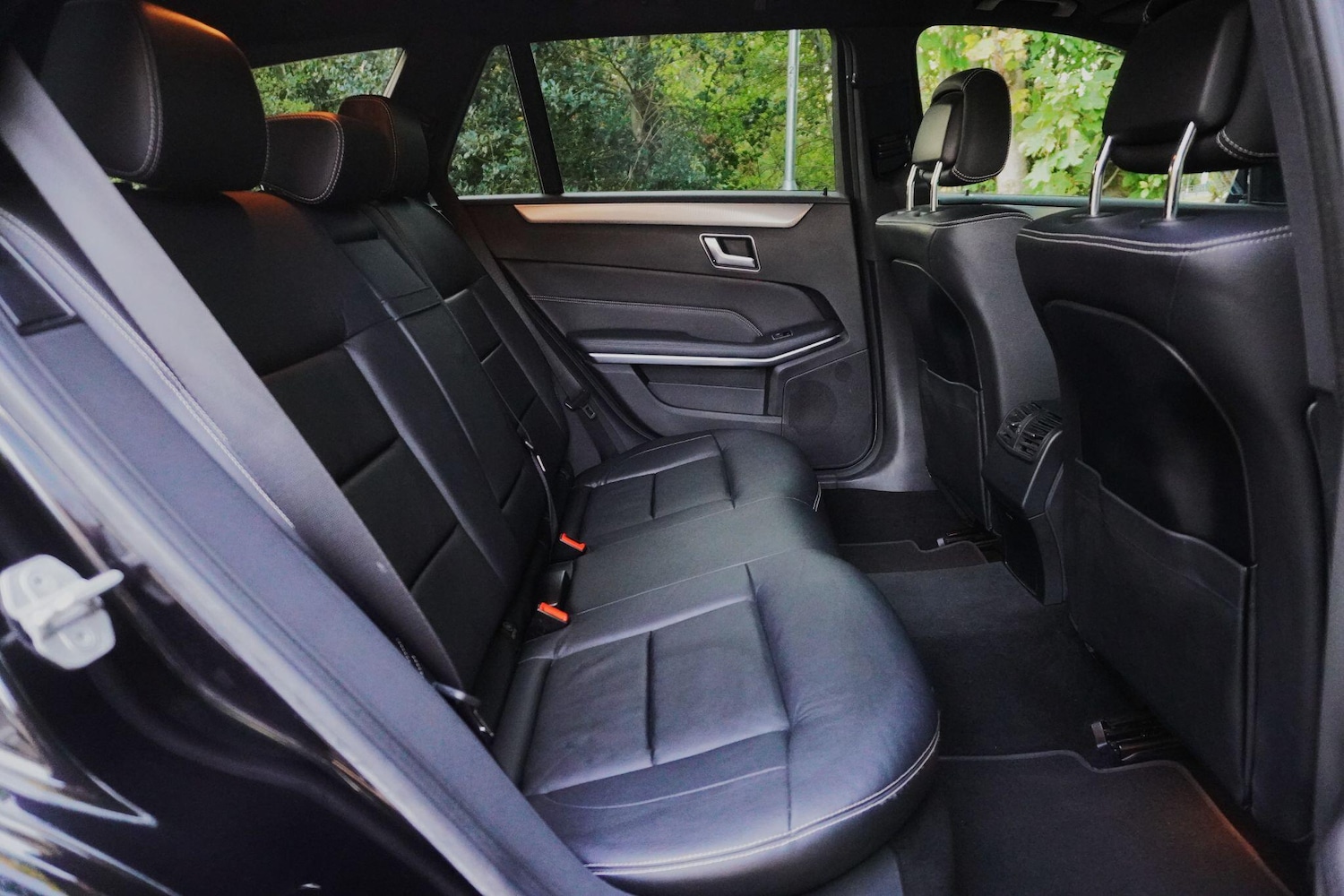 Used Mercedes-Benz E Class 2016 for sale - 76991541: Photo 38