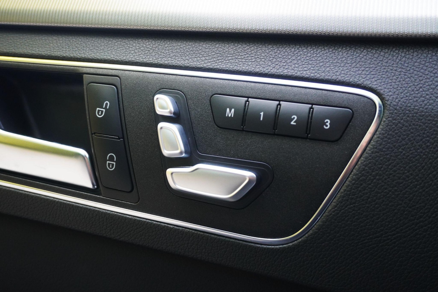 Used Mercedes-Benz E Class 2016 for sale - 76991541: Photo 49