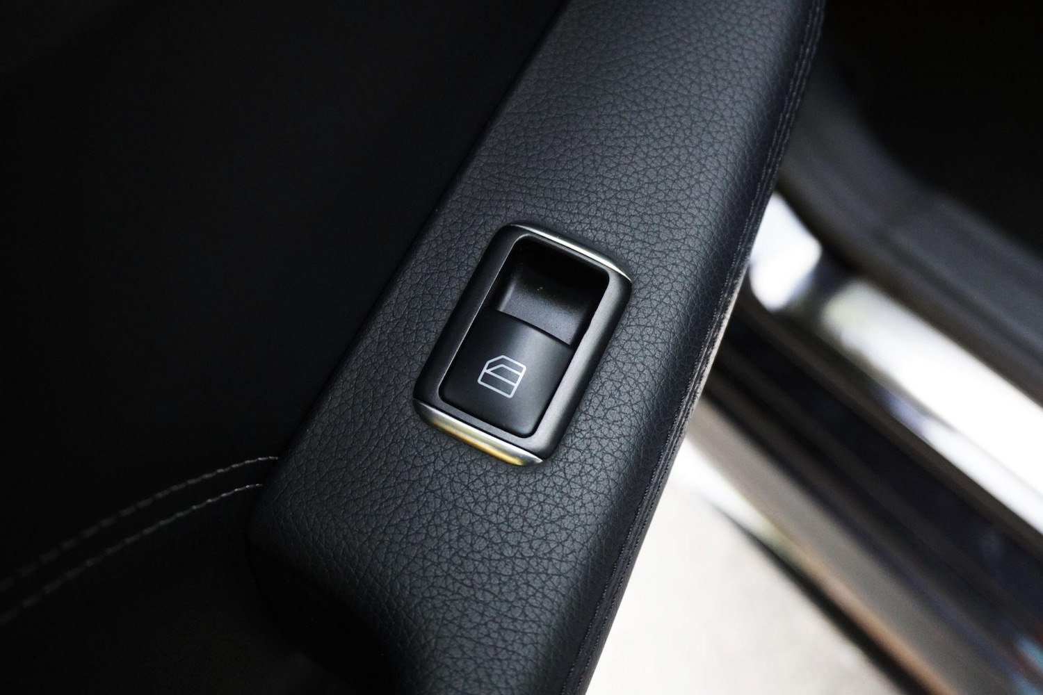 Used Mercedes-Benz E Class 2016 for sale - 76991541: Photo 61