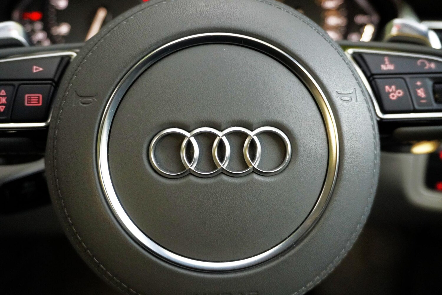 Used Audi A8 2014 for sale - 78062916: Photo 34