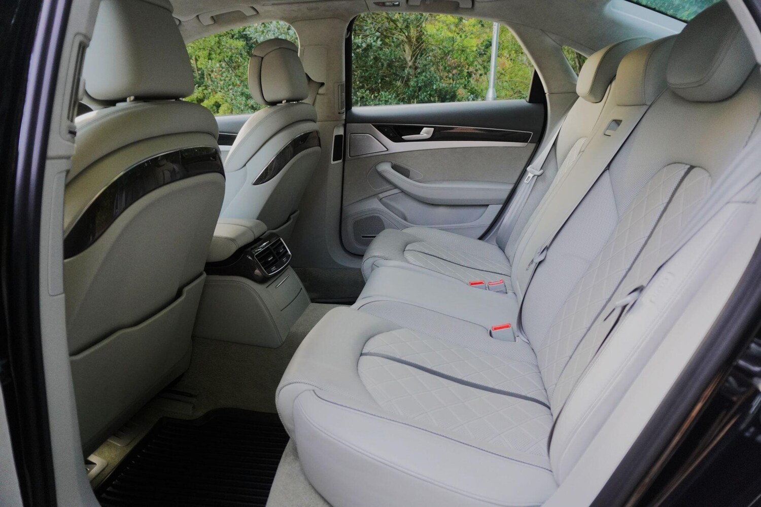 Used Audi A8 2014 for sale - 78062916: Photo 65