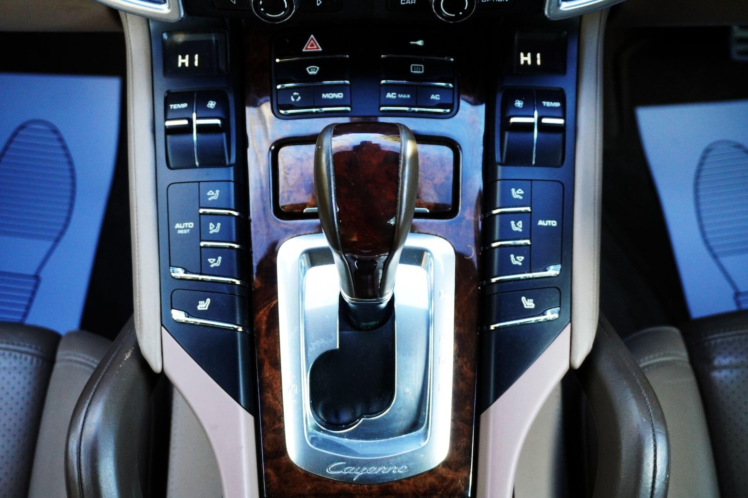 Used Porsche Cayenne for sale - 76620384: Photo 31