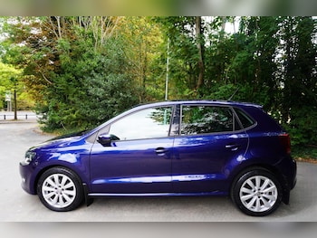 Used Volkswagen Polo 2011 for sale - 75697374: Photo