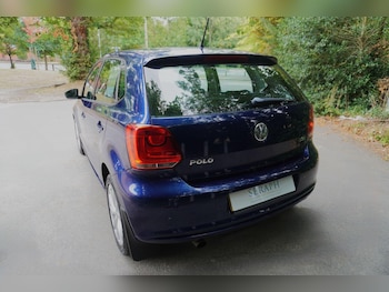 Used Volkswagen Polo 2011 for sale - 75697374: Photo
