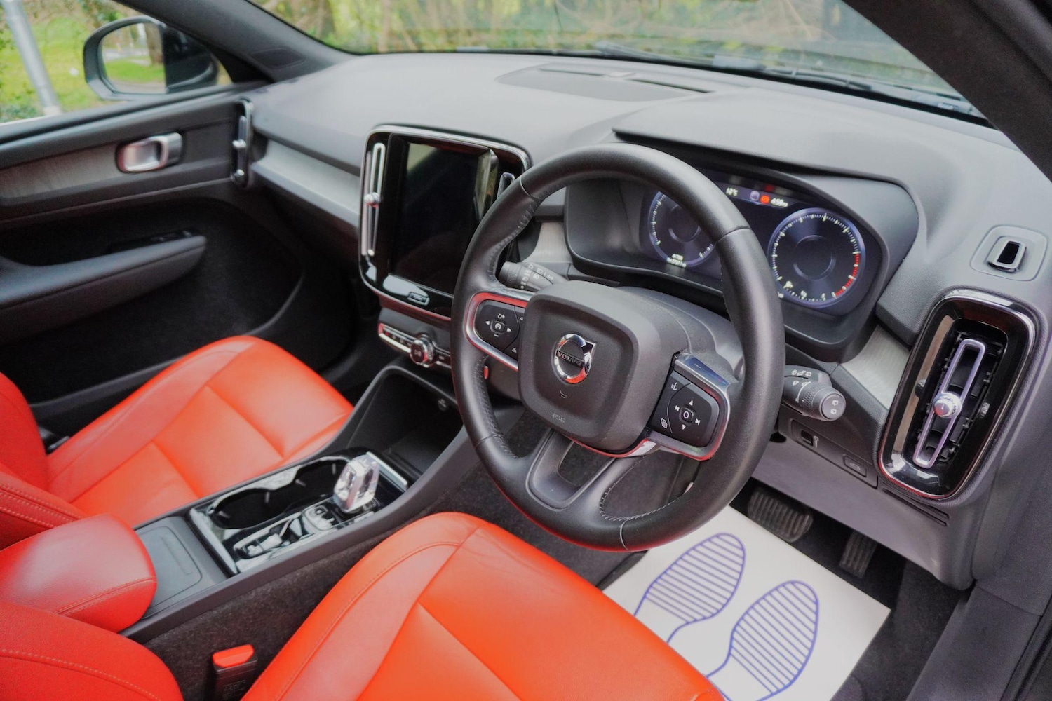 Used Volvo XC40 2020 for sale - 77646936: Photo 10