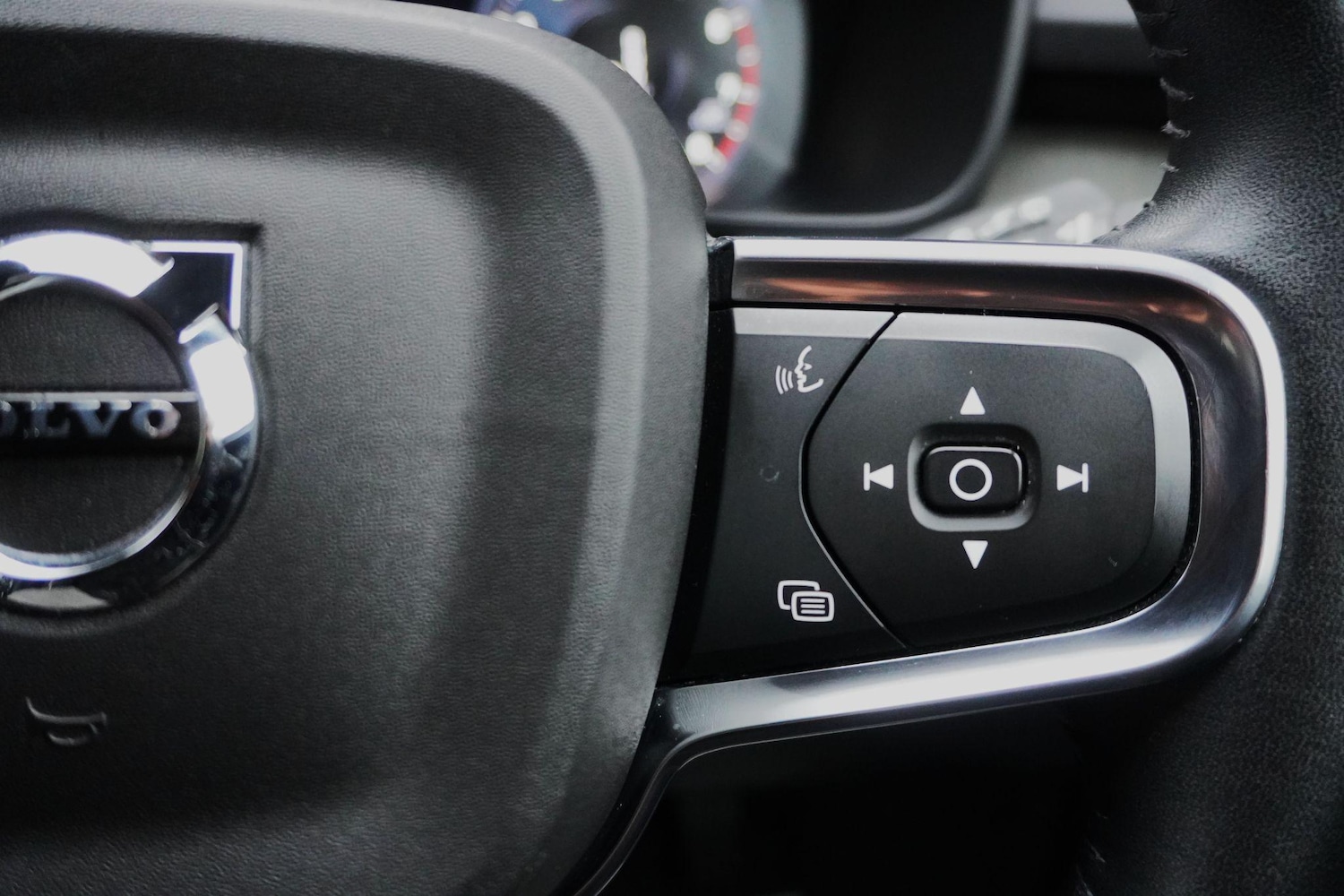 Used Volvo XC40 2020 for sale - 77646936: Photo 34