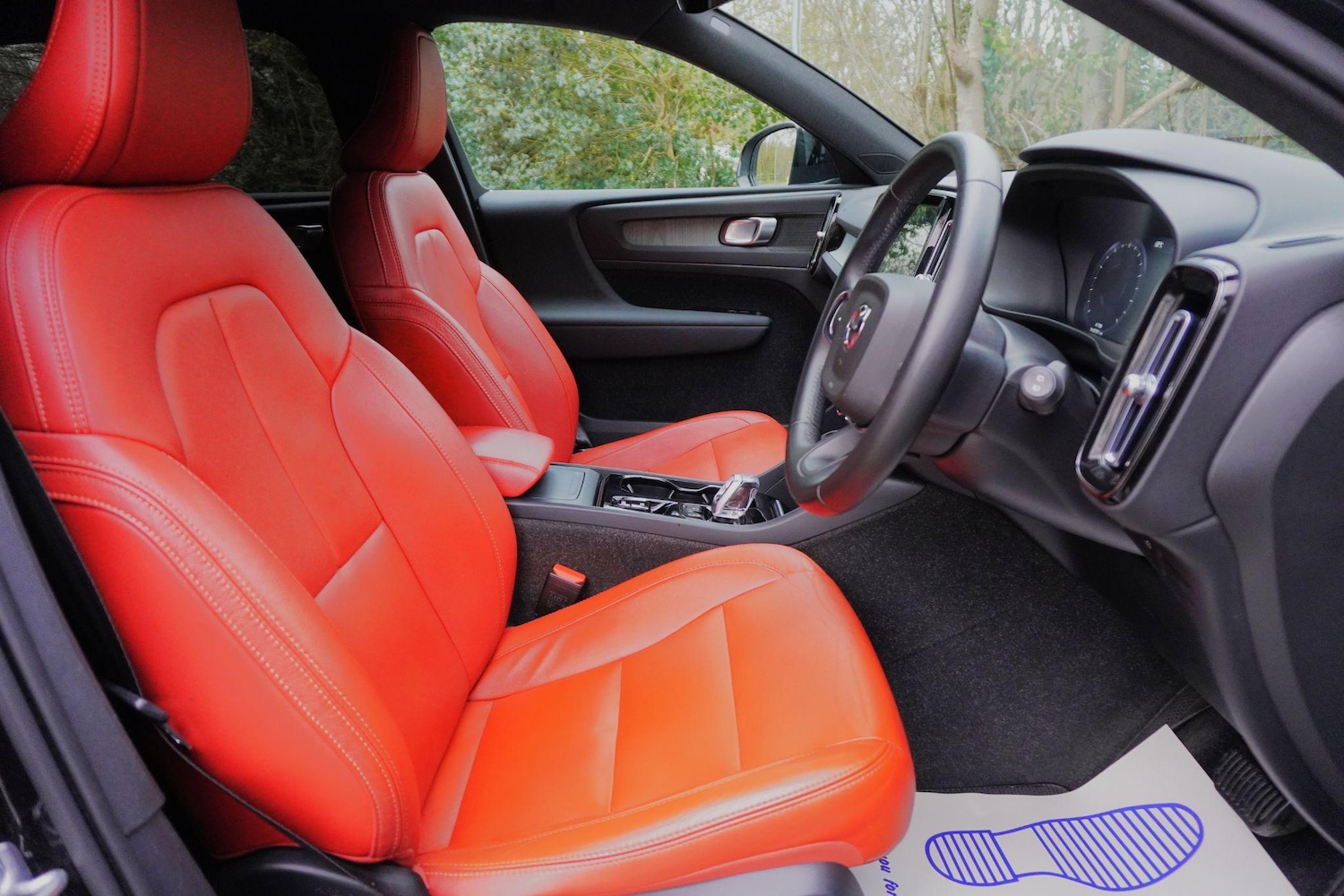 Used Volvo XC40 2020 for sale - 77646936: Photo 9