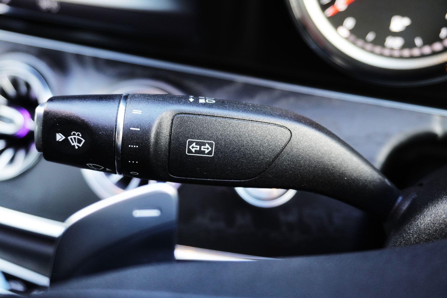 Used Mercedes-Benz E Class 2018 for sale - 76573211: Photo 31