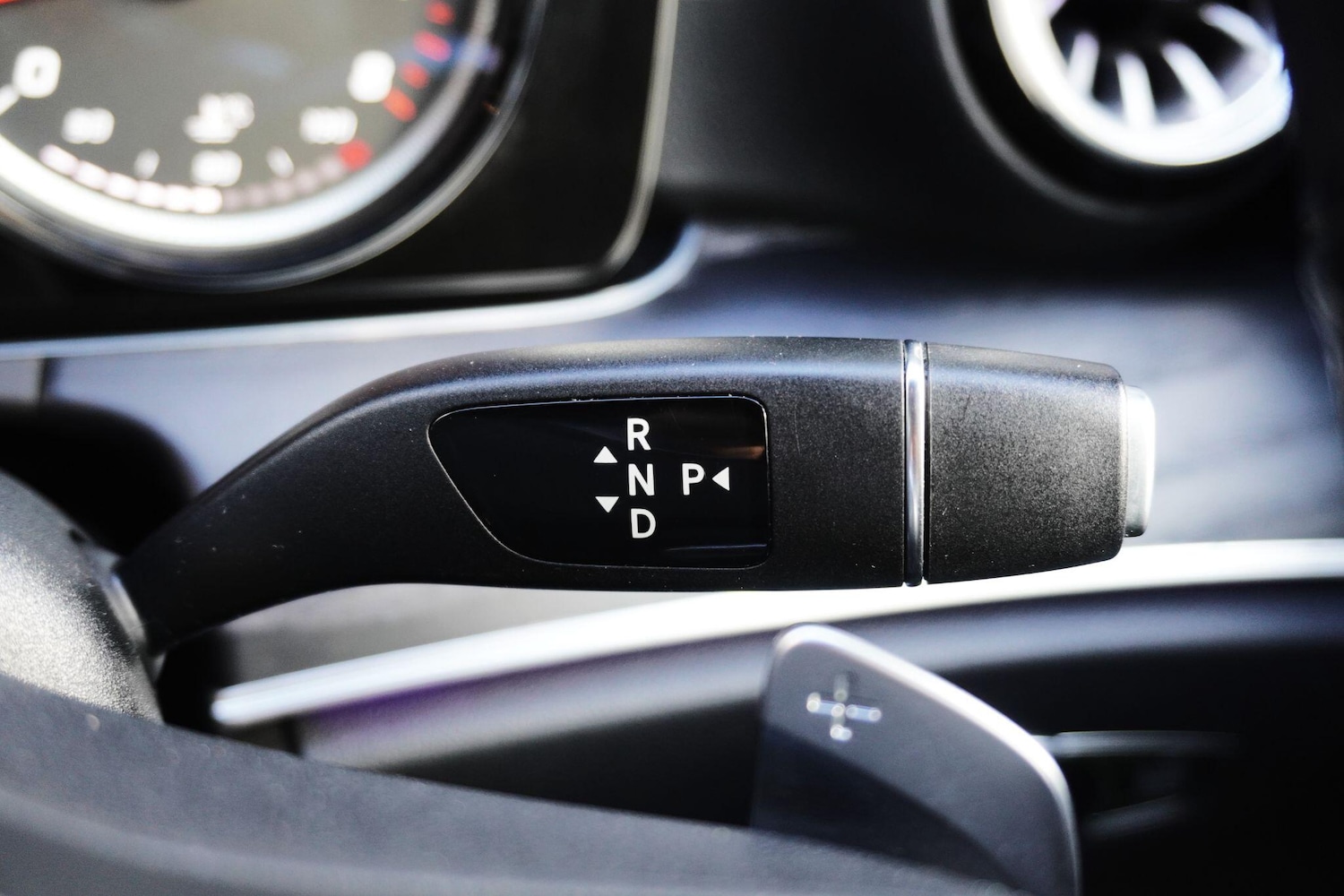 Used Mercedes-Benz E Class 2018 for sale - 76573211: Photo 35