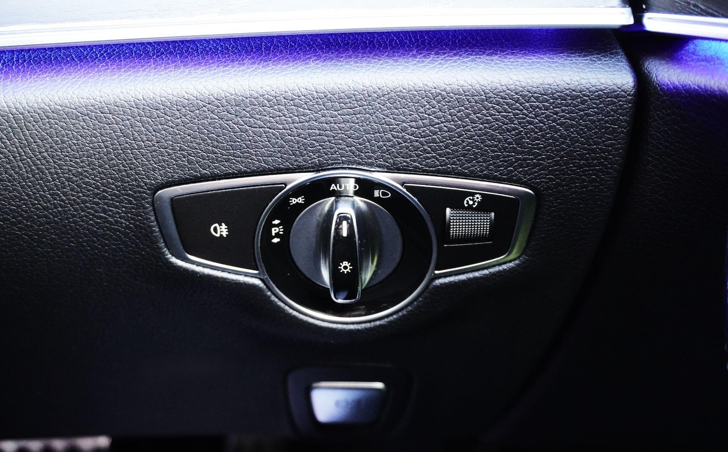 Used Mercedes-Benz E Class 2018 for sale - 76573211: Photo 36