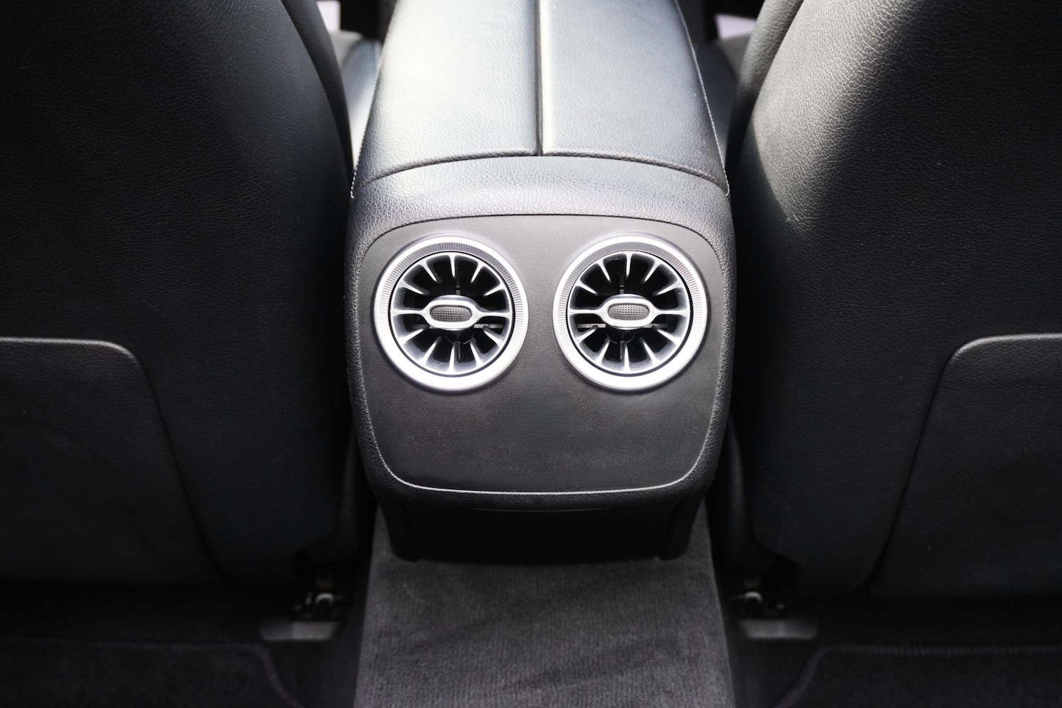 Used Mercedes-Benz E Class 2018 for sale - 76573211: Photo 50