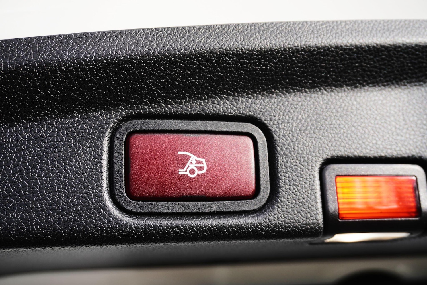 Used Mercedes-Benz E Class 2018 for sale - 76573211: Photo 68