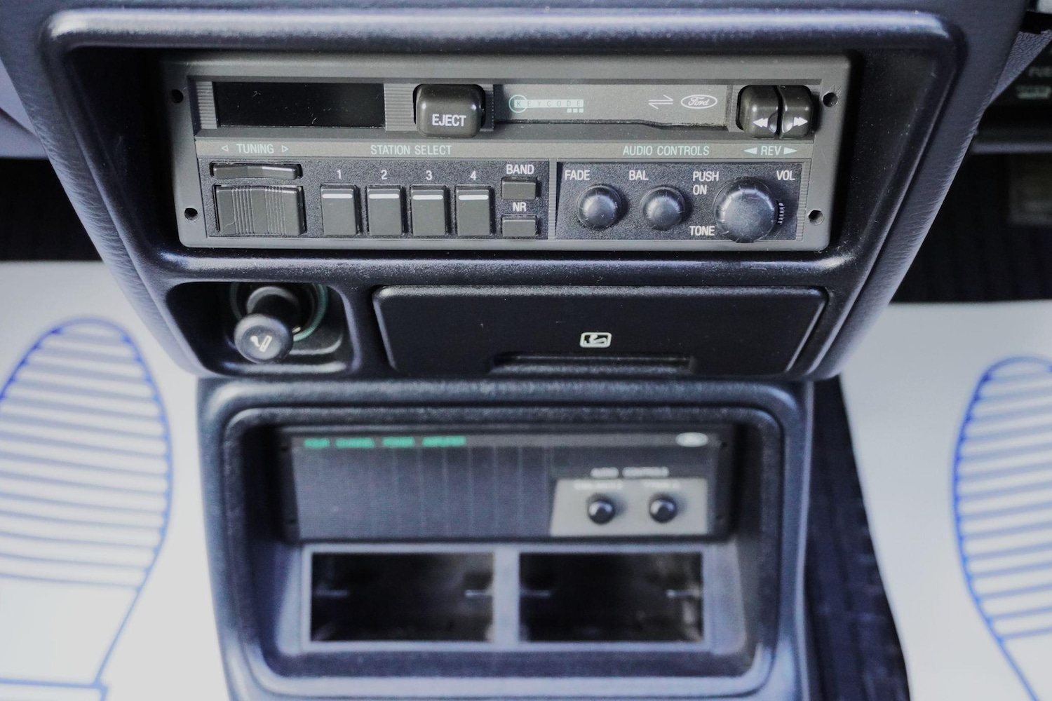 Used Ford Escort for sale - 77040393: Photo 26