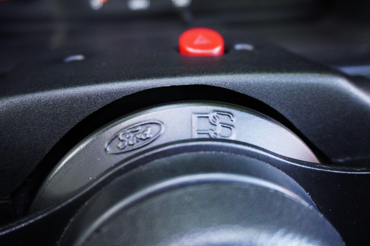 Used Ford Escort for sale - 77040393: Photo 35