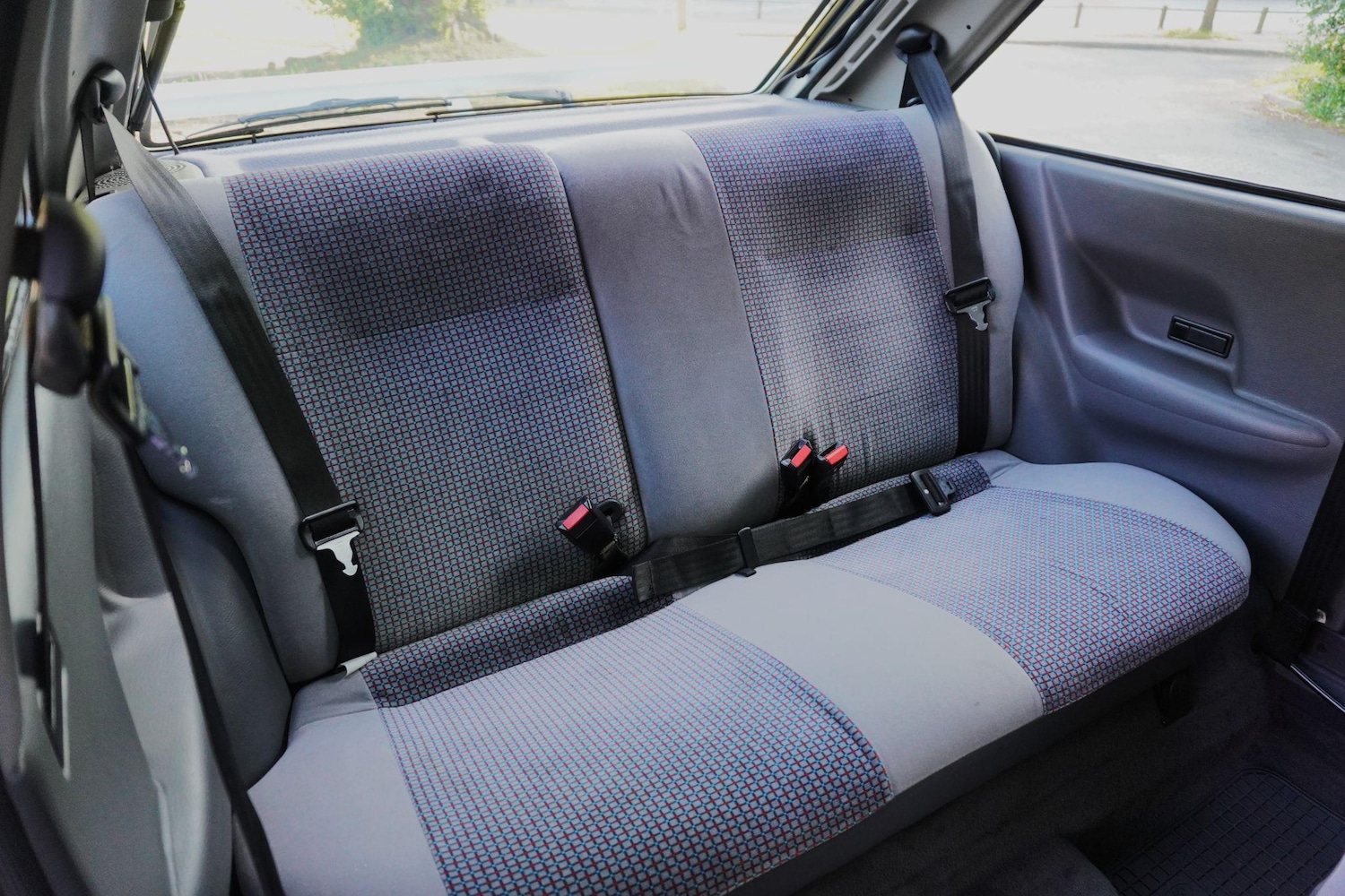 Used Ford Escort for sale - 77040393: Photo 40