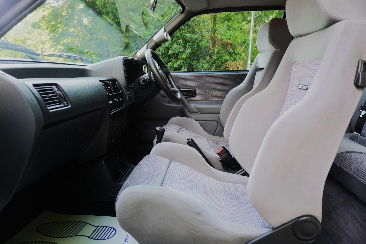 Used Ford Escort for sale - 77040393: Photo 42