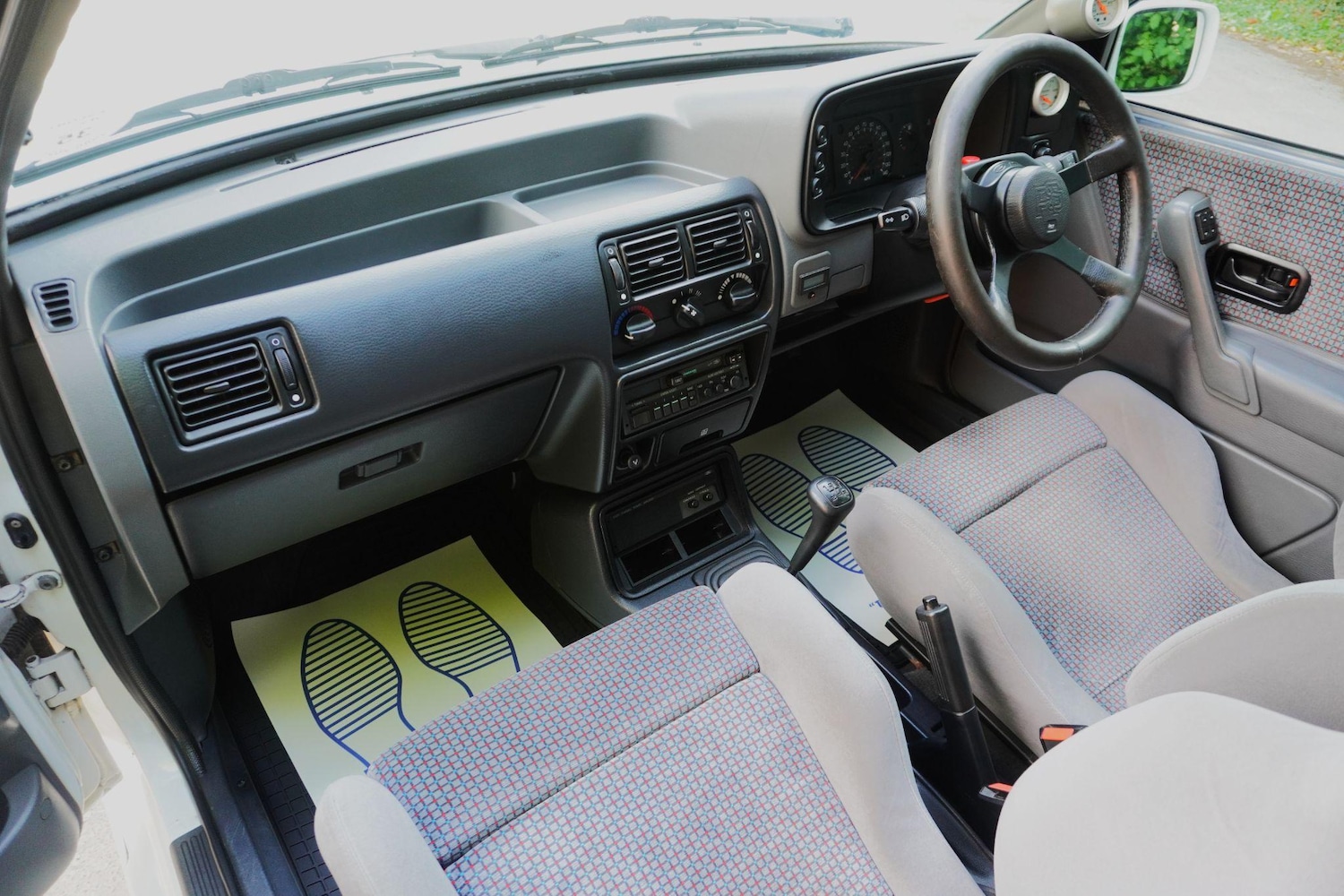 Used Ford Escort for sale - 77040393: Photo 43