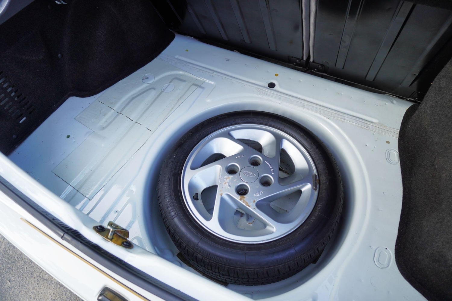 Used Ford Escort for sale - 77040393: Photo 7