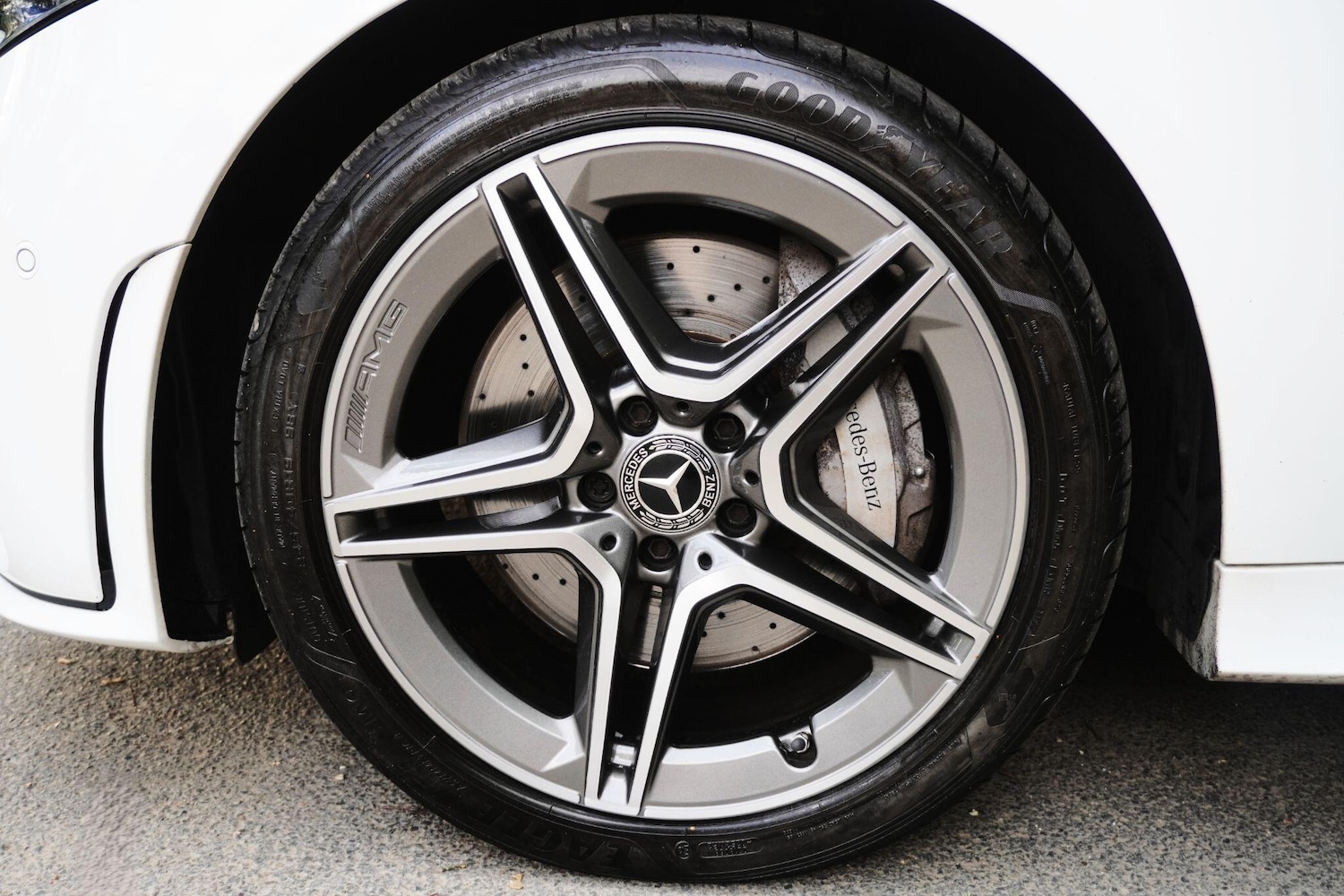 Used Mercedes-Benz CLS 2018 for sale - 76043308: Photo 80