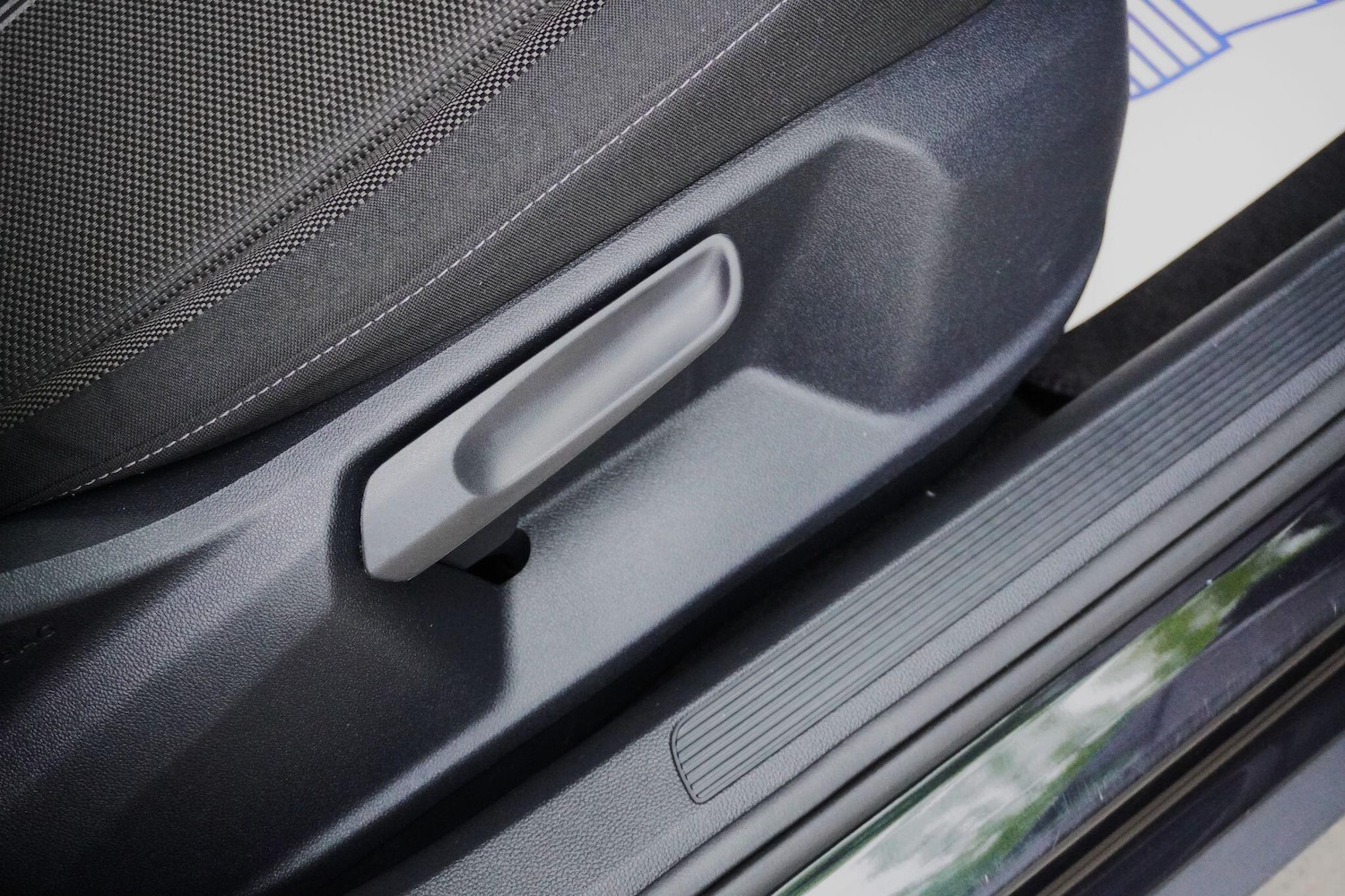 Used Volkswagen T-Roc 2021 for sale - 77799388: Photo 14