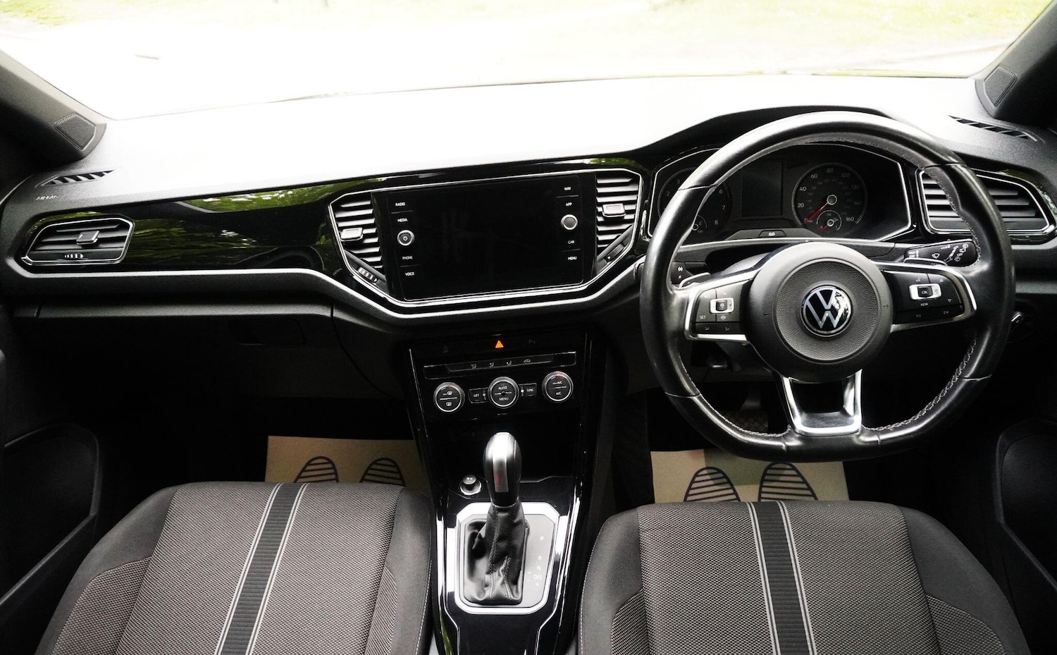 Used Volkswagen T-Roc 2021 for sale - 77799388: Photo 18