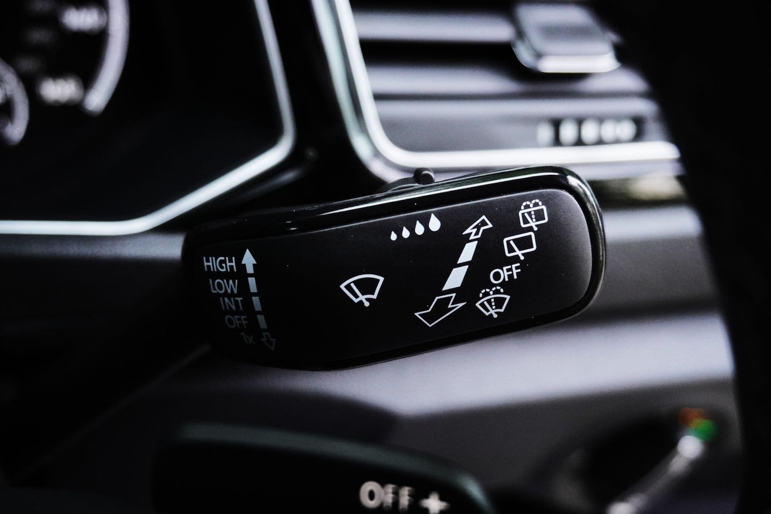 Used Volkswagen T-Roc 2021 for sale - 77799388: Photo 34