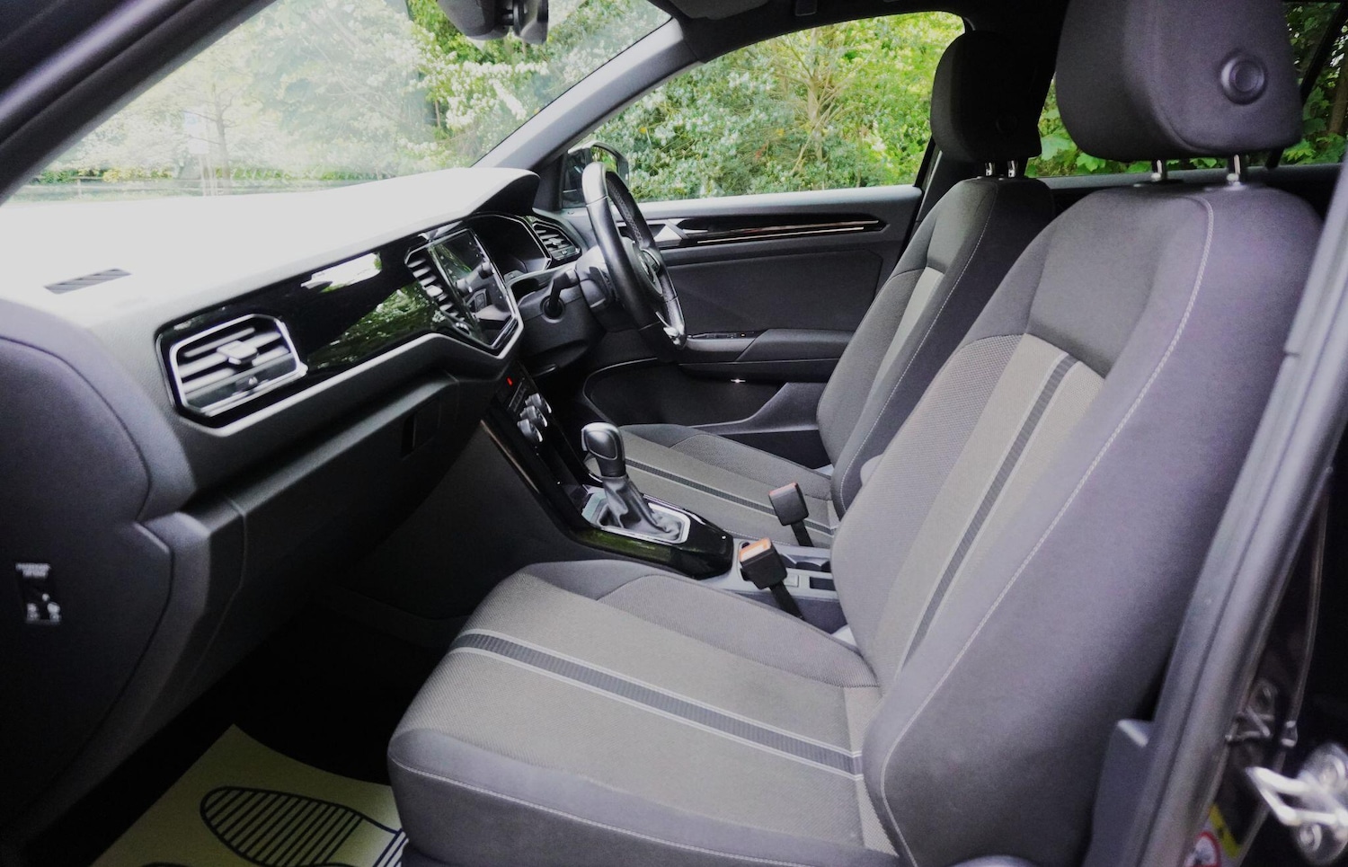 Used Volkswagen T-Roc 2021 for sale - 77799388: Photo 42