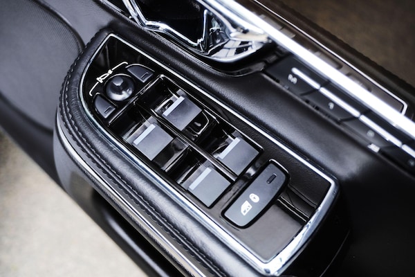 Used Jaguar XJ 2018 for sale - 75670524: Photo 13
