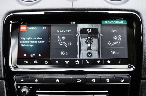 Used Jaguar XJ 2018 for sale - 75670524: Photo 28