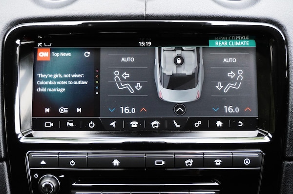 Used Jaguar XJ 2018 for sale - 75670524: Photo 29