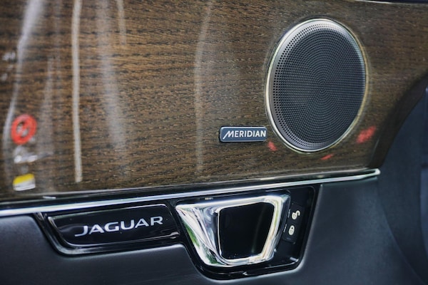 Used Jaguar XJ 2018 for sale - 75670524: Photo 54